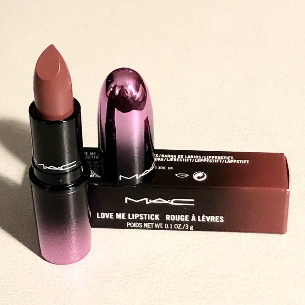 NWT MAC LOVE ME Lipstick-408 BATED BREATH - Picture 2 of 8